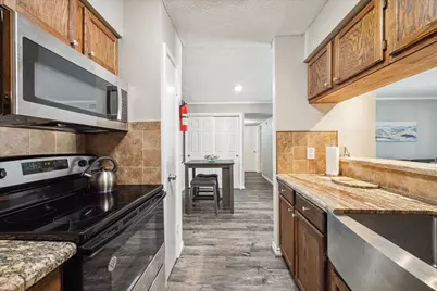 1516 Bay Area Boulevard #L8, Houston, TX 77058 - Photo 3