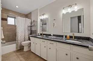 5705 Woodville Ln, Pearland, TX 77584 - Photo 11