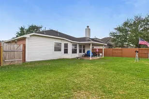 6009 Village Grove Dr, Pearland, TX 77581 - Photo 27
