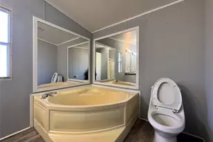 16105 Lone Star Ranch Dr, Conroe, TX 77302 - Photo 17