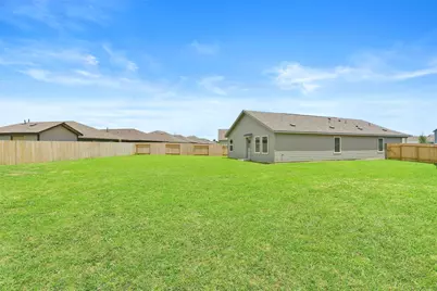 12403 Wild Strawberry Rd, Houston, TX 77038 - Photo 31