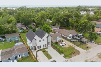 7805 Farnsworth Street #B, Houston, TX 77022 - Photo 27