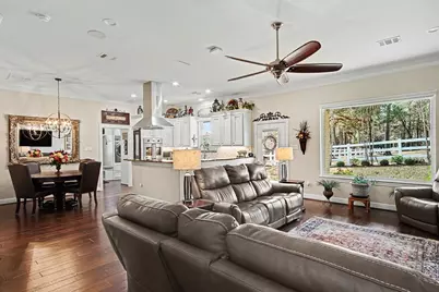 15569 Crown Oaks Drive, Montgomery, TX 77316 - Photo 37