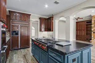 15569 Crown Oaks Dr, Montgomery, TX 77316 - Photo 13