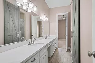 15569 Crown Oaks Dr, Montgomery, TX 77316 - Photo 23