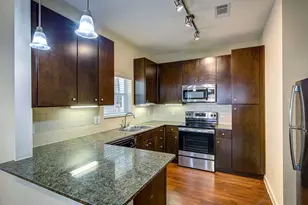 2951 N Loop 336 W, Conroe, TX 77304 - Photo 5