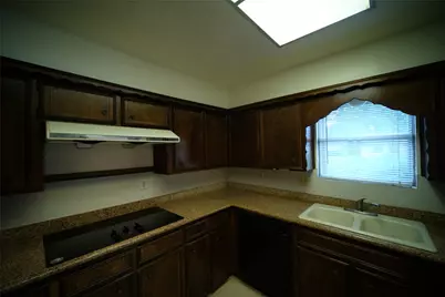 12403 Bexley Drive, Houston, TX 77099 - Photo 5