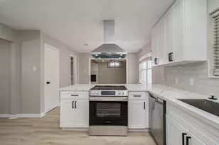 4735 Theall Rd, Houston, TX 77066 - Photo 19