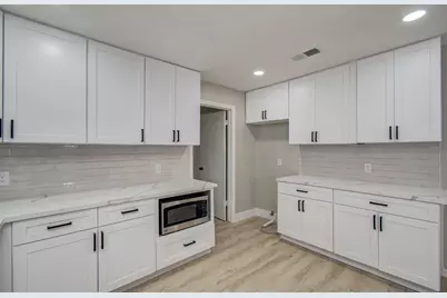 4735 Theall Road, Houston, TX 77066 - Photo 23
