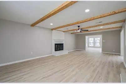 4735 Theall Road, Houston, TX 77066 - Photo 5