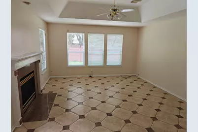 15319 Truslow Point Lane, Sugar Land, TX 77478 - Photo 17
