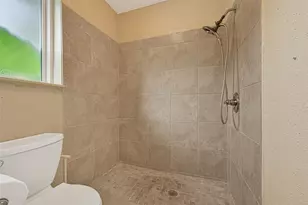 10010 Lost Pine Dr, Baytown, TX 77521 - Photo 19