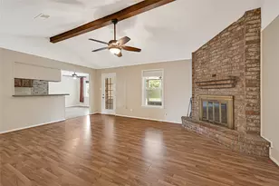 10010 Lost Pine Dr, Baytown, TX 77521 - Photo 5