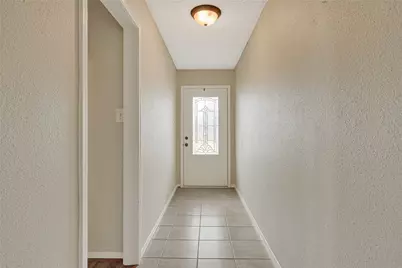 10010 Lost Pine Drive, Baytown, TX 77521 - Photo 5