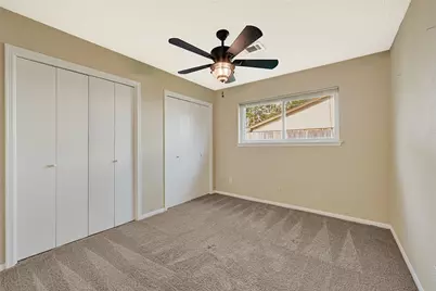 10010 Lost Pine Drive, Baytown, TX 77521 - Photo 17