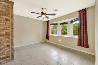 10010 Lost Pine Drive, Baytown, TX 77521 - Photo 9