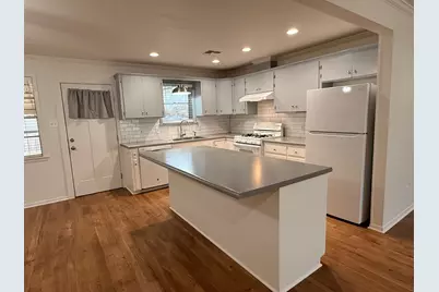 204 Meadow Lane, Brenham, TX 77833 - Photo 5