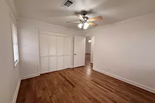 204 Meadow Ln, Brenham, TX 77833 - Photo 17