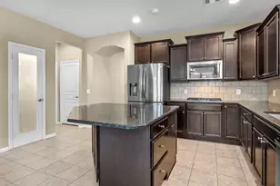 13405 Clayton Lake Ln, Houston, TX 77044 - Photo 9