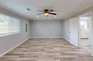 2206 Carriage Ln, La Marque, TX 77568 - Photo 15