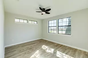 640 Whitten St, Clute, TX 77531 - Photo 15