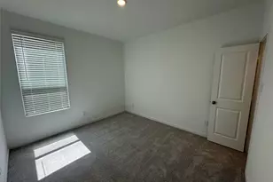 5414 Peacock Bass Dr, Baytown, TX 77521 - Photo 9
