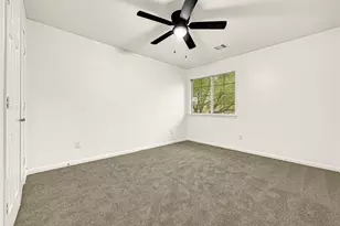 1914 Rock Ridge Dr, Houston, TX 77049 - Photo 15