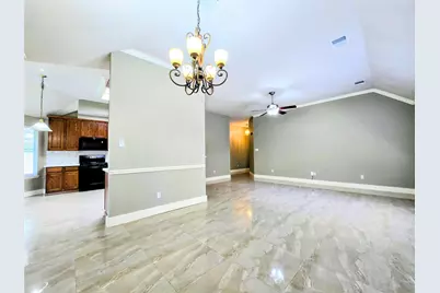 159 S Delta Mill Circle, The Woodlands, TX 77385 - Photo 11