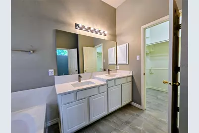 159 S Delta Mill Circle, The Woodlands, TX 77385 - Photo 21