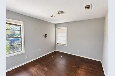 208 S Sparrow Way, Texas City, TX 77591 - Photo 9