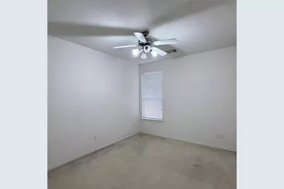 18 Griffin Hill Court, The Woodlands, TX 77382 - Photo 11