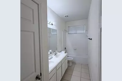 18 Griffin Hill Court, The Woodlands, TX 77382 - Photo 13