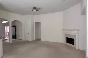 18 Griffin Hill Ct, The Woodlands, TX 77382 - Photo 9