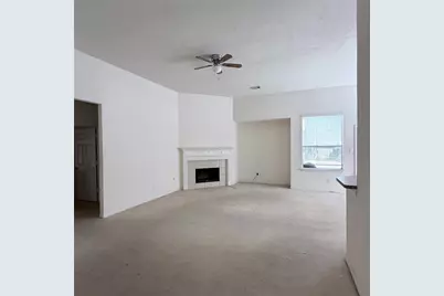 18 Griffin Hill Court, The Woodlands, TX 77382 - Photo 5