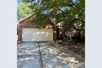 18 Griffin Hill Court, The Woodlands, TX 77382 - Photo 1