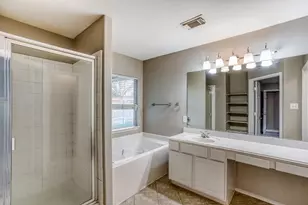 12114 English Brook Cir, Humble, TX 77346 - Photo 11