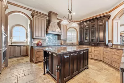19615 Shores Drive, Galveston, TX 77554 - Photo 11