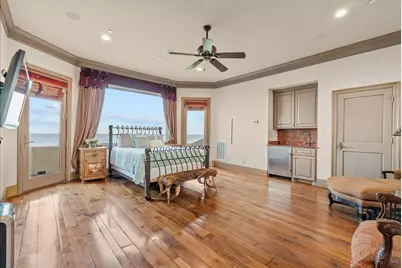 19615 Shores Drive, Galveston, TX 77554 - Photo 37