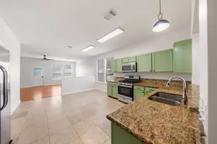 923 Shirefield Ln, Spring, TX 77373 - Photo 11
