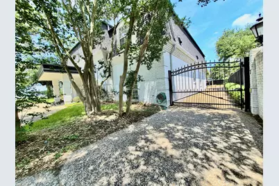 5330 Braesheather Drive, Houston, TX 77096 - Photo 3