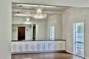 5330 Braesheather Dr, Houston, TX 77096 - Photo 9