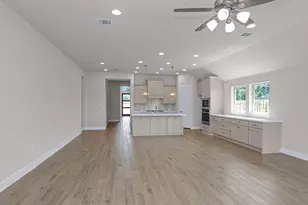 41463 Threadgill Way, Montgomery, TX 77363 - Photo 5