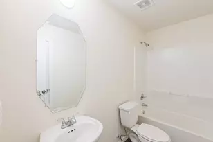 2722 Stallings Dr, Houston, TX 77088 - Photo 11