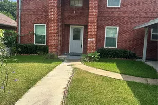 8340 Folkstone Ln, Houston, TX 77075 - Photo 3