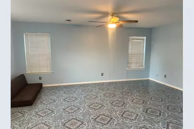 8340 Folkstone Lane, Houston, TX 77075 - Photo 9