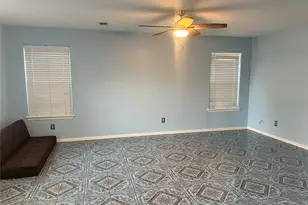 8340 Folkstone Ln, Houston, TX 77075 - Photo 9