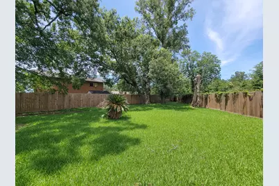8719 Valley Song Drive, Houston, TX 77078 - Photo 31