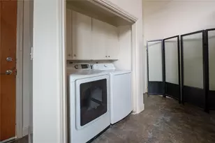915 N San Jacinto St, Houston, TX 77002 - Photo 17