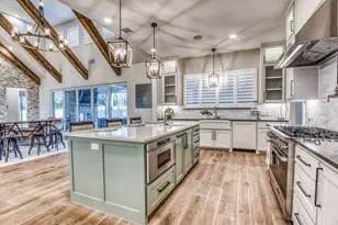 10247 Wooded Reserve Ct, Washington, TX 77880 - Photo 7