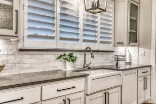 10247 Wooded Reserve Ct, Washington, TX 77880 - Photo 9